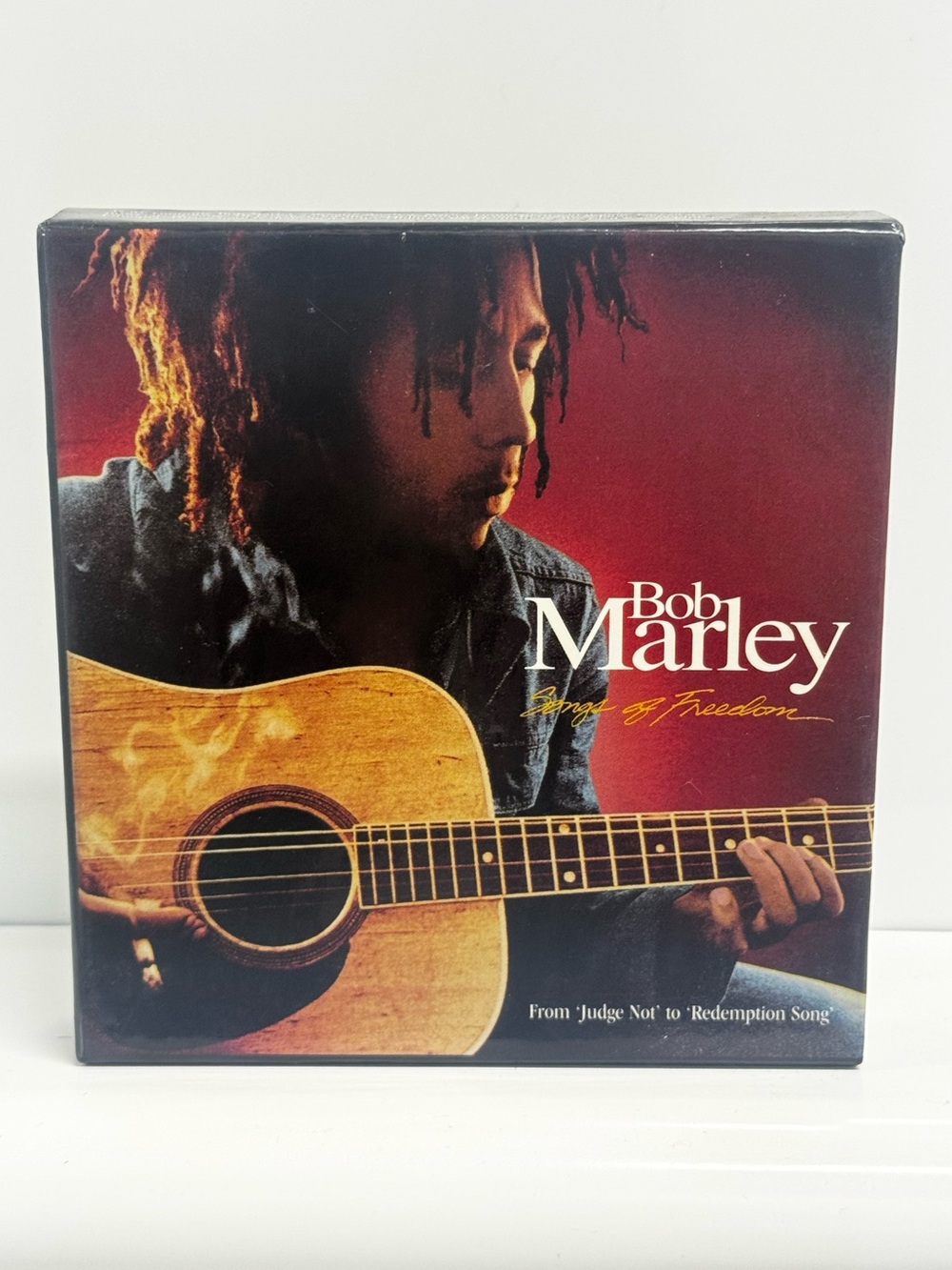 Bob Marley - Songs of Freedom (Red & Brown Artwork)